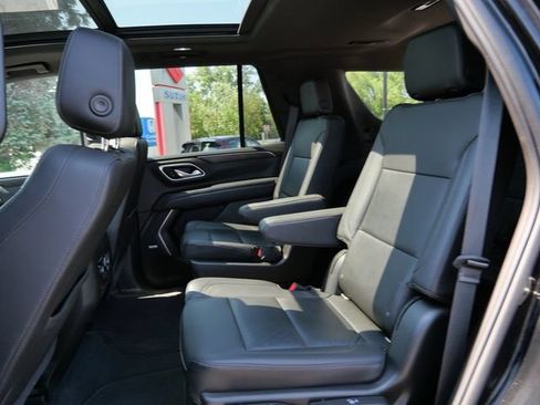 Used 2021 Chevrolet Tahoe Z71 w/ Z71 Signature Package AWD/4WD image 12