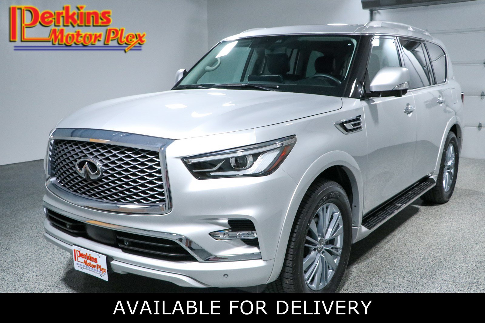 Used 2023 INFINITI QX80 Luxe w/ Cargo Package AWD/4WD image 1