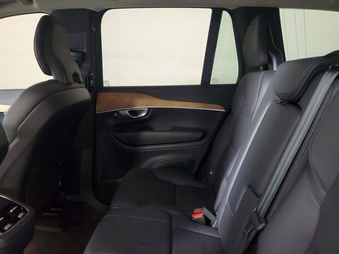 Certified 2024 Volvo XC90 B6 Plus w/ Protection Package Premier AWD/4WD image 12