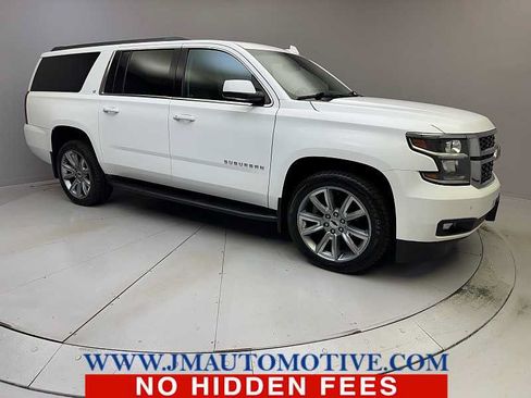 Used 2018 Chevrolet Suburban LT AWD/4WD image 7