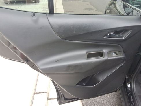 Used 2023 Chevrolet Equinox LT image 23