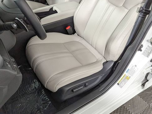 Used 2019 Honda Insight Touring image 17