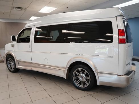Used 2016 GMC Savana 2500 RWD image 7