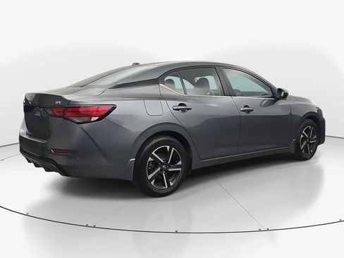 Used 2024 Nissan Sentra SV image 10