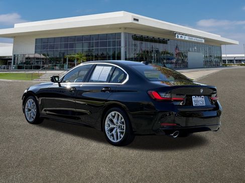 Used 2025 BMW 330i 330i w/ Convenience Package image 8