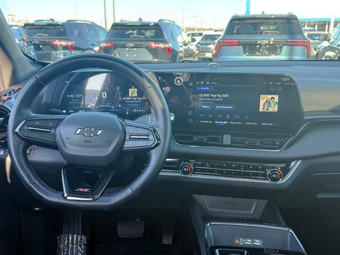 Certified 2025 Chevrolet Equinox RS w/ Safety and Technology Package image 24