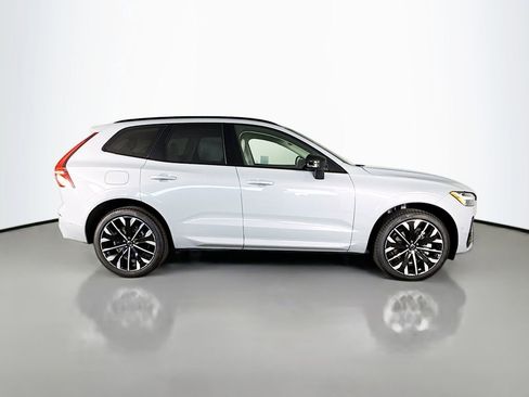 New 2026 Volvo XC60 T8 Ultra w/ Protection Package Premier AWD/4WD image 8