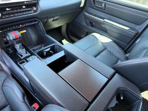 Used 2022 Toyota Tundra Limited AWD/4WD image 24