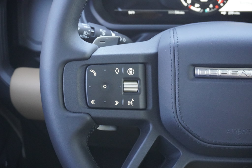 New 2026 Land Rover Defender 130 V8 AWD/4WD image 12