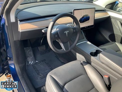 Used 2023 Tesla Model Y Long Range AWD/4WD image 6