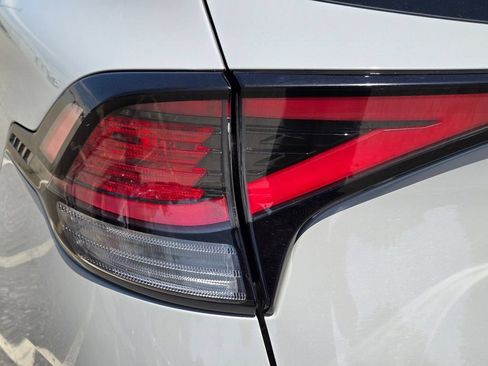 Certified 2024 Kia Sportage X-Line w/ X-Line Premium Package AWD/4WD image 11