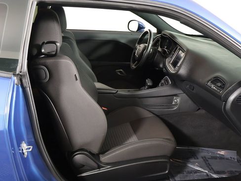 Used 2022 Dodge Challenger R/T w/ Shaker Package image 21