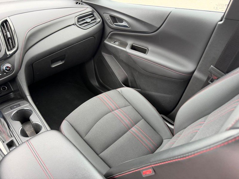 Used 2023 Chevrolet Equinox RS FWD image 16