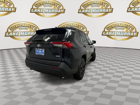 Used 2023 Toyota RAV4 XLE FWD image 2
