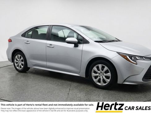 Used 2025 Toyota Corolla LE FWD image 1