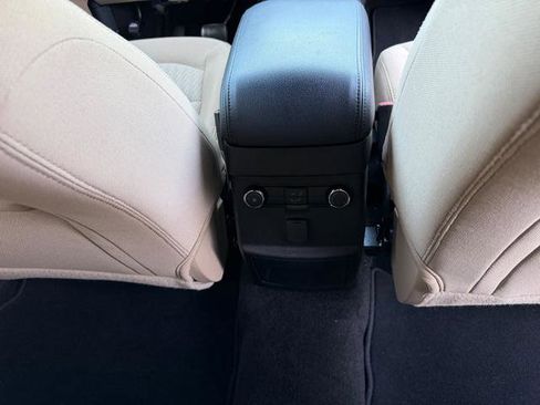 Used 2017 Ford Explorer 4WD image 16