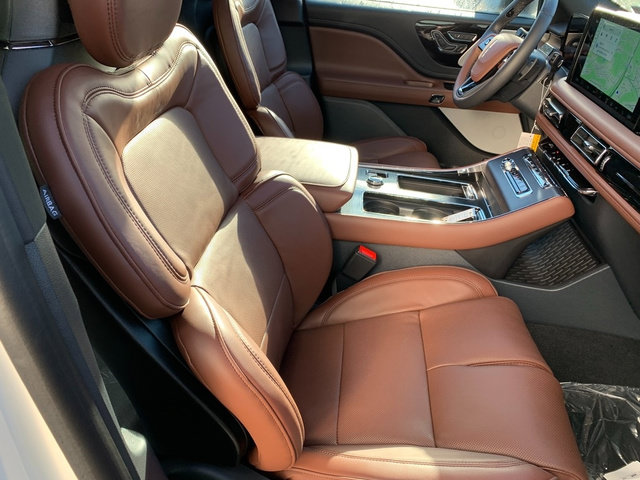New 2027 Lincoln Aviator Reserve AWD/4WD image 11