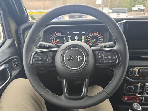 New 2026 Jeep Gladiator Willys image 22