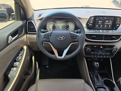 Used 2020 Hyundai Tucson Limited FWD image 10