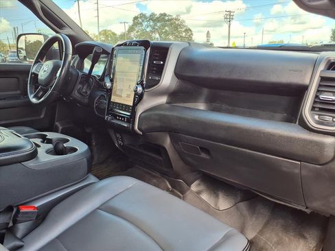 Used 2022 RAM 3500 Tradesman w/ Chrome Appearance Group image 12