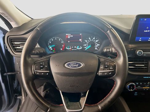 Used 2022 Ford Escape SEL w/ SEL Stealth AWD Package image 11