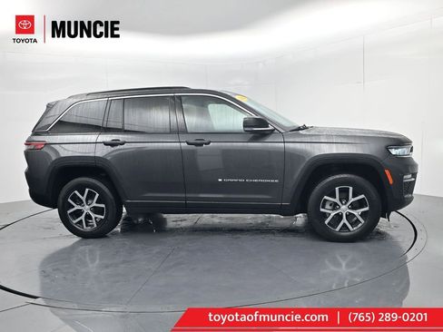 Used 2024 Jeep Grand Cherokee Limited w/ Trailer Tow Package AWD/4WD image 1