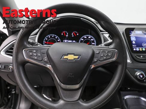 Used 2024 Chevrolet Malibu LT image 10