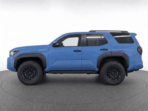 Certified 2026 Toyota 4Runner TRD Off-Road Premium AWD/4WD image 4