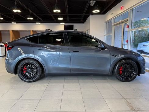 Used 2021 Tesla Model Y Performance AWD/4WD image 15