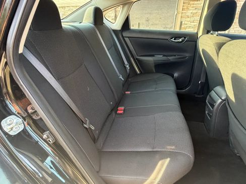 Used 2019 Nissan Sentra S image 30