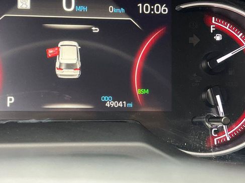 Used 2024 Toyota RAV4 XLE image 27