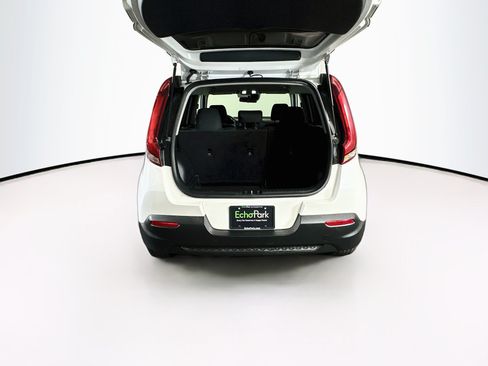 Used 2022 Kia Soul LX w/ Technology Package FWD image 28