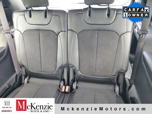 Used 2024 Jeep Grand Cherokee L Altitude RWD image 24