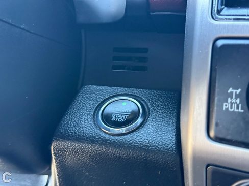 Used 2018 Ford F150 Platinum w/ Equipment Group 701A Luxury AWD/4WD image 26