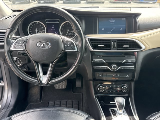 Used 2019 INFINITI QX30 FWD image 7