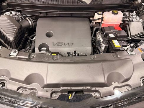 Certified 2023 Chevrolet Traverse Premier image 7