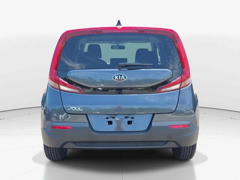 Used 2021 Kia Soul LX FWD image 5