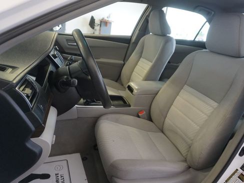 Certified 2017 Toyota Camry LE FWD image 16