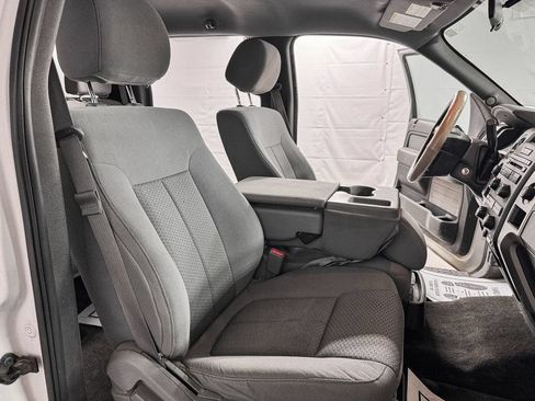 Used 2014 Ford F150 XLT AWD/4WD image 10