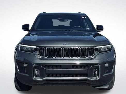 Used 2022 Jeep Grand Cherokee Overland AWD/4WD image 2