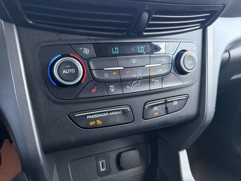 Used 2019 Ford Escape SEL FWD image 30