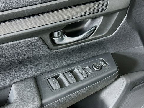 Used 2025 Honda CR-V EX image 15