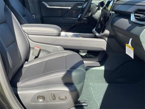 New 2026 GMC Acadia Elevation w/ Elevation Premium Package image 7