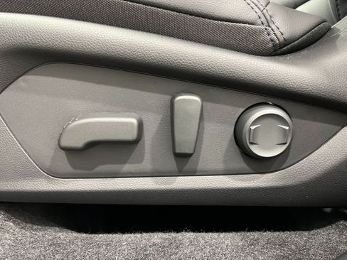 New 2026 Subaru Forester Touring AWD/4WD image 13