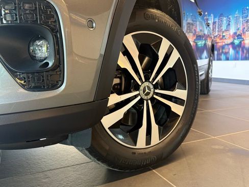 New 2026 Mercedes-Benz GLB 250 4MATIC image 10