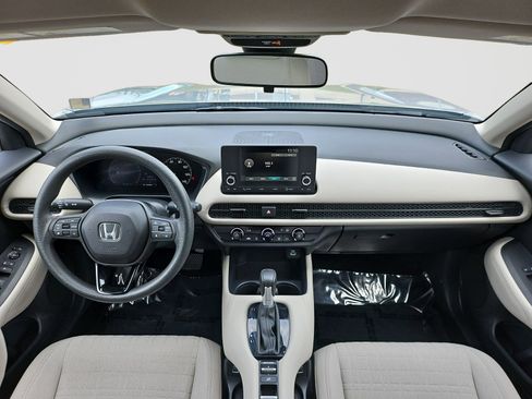 Used 2023 Honda HR-V LX image 10