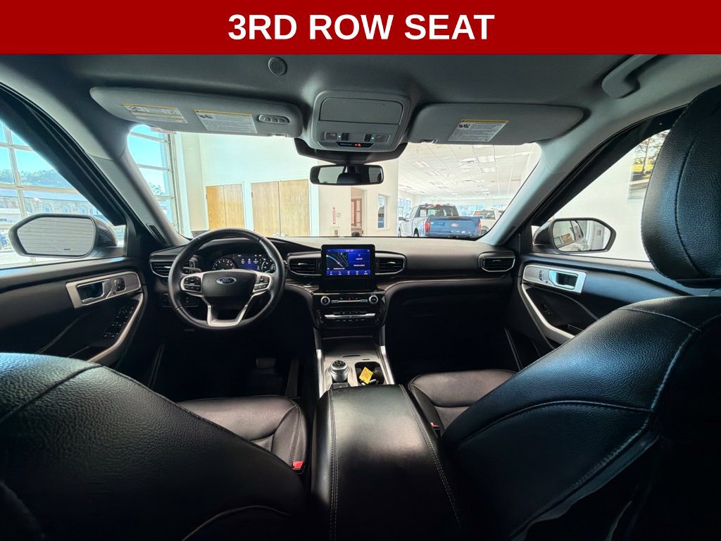 Used 2021 Ford Explorer Limited w/ Equipment Group 301A AWD/4WD image 11