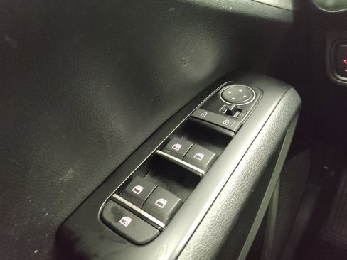 Used 2022 Kia Soul LX image 27