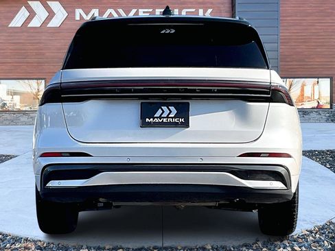 Used 2024 Lincoln Nautilus Black Label w/ Jet Appearance Package (87T) image 6