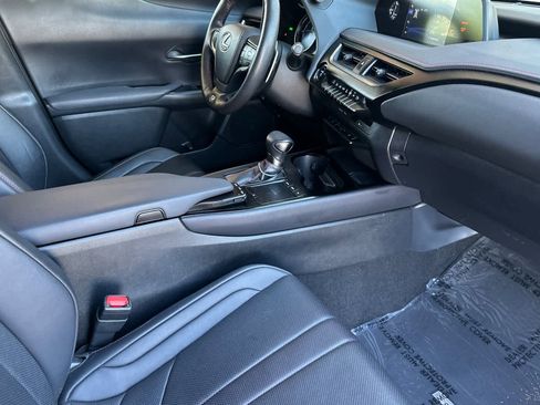 Used 2019 Lexus UX 250h F Sport w/ F Sport Premium Package AWD/4WD image 17
